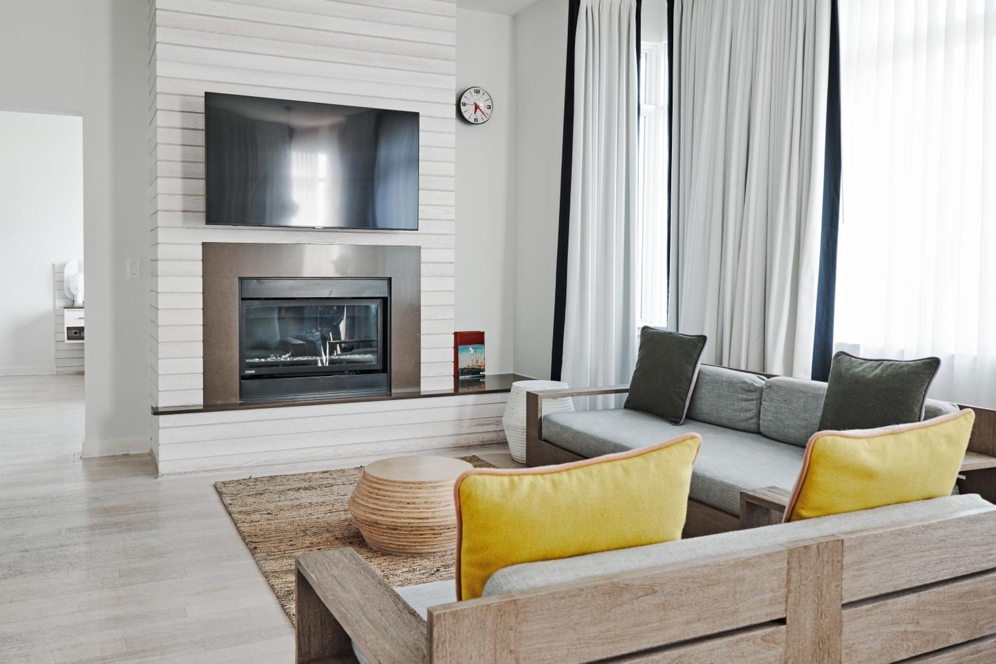 Bungalow Hotel ลองแบรนช์ ภายนอก รูปภาพ